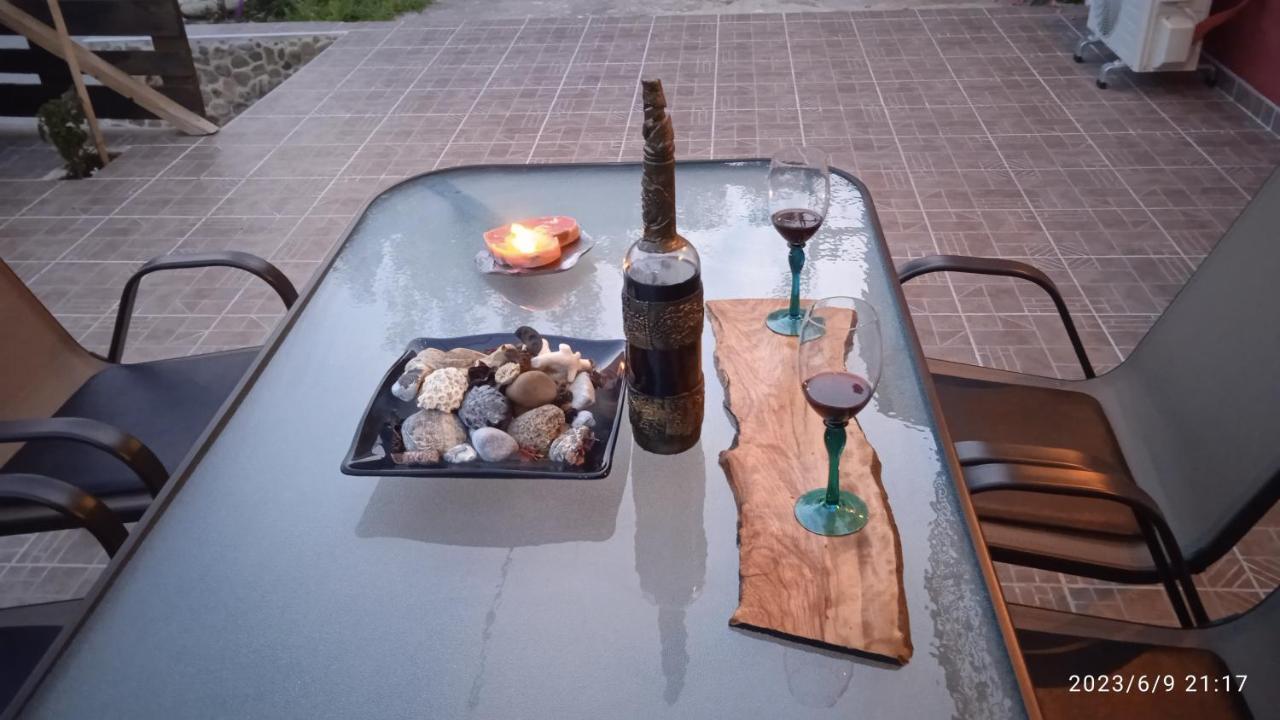 Case de vacanță Hari's Nest Corfu *